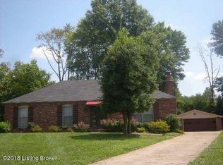 6810 Taxham Ct, Windy Hills, KY 40207