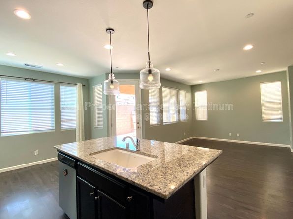 2534 Mustang Dr