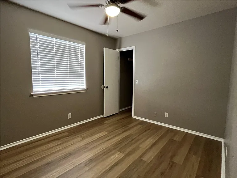 15106 Chamberlain Ct — Photo 26