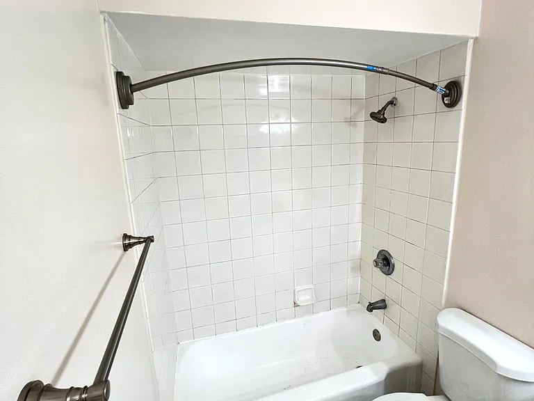 2637 Centinela Ave — Photo 8