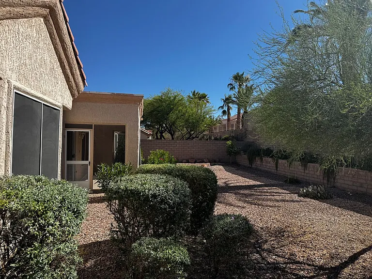 2533 Tumble Brook Dr — Photo 15