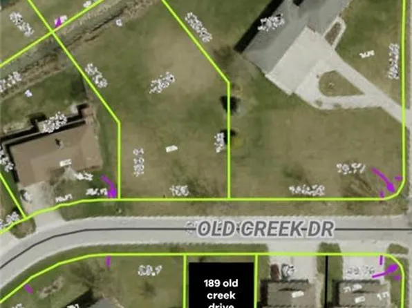 189 Old Creek Dr, Napoleon, OH 43545