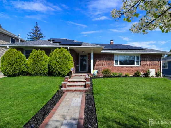 46 N Edward St, Sayreville, NJ 08872