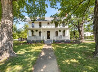 623 S Pine St, Harrison, AR 72601