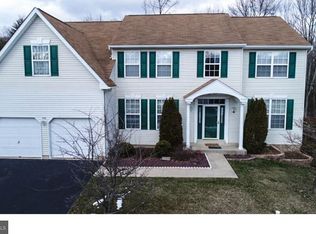 542 Penny Ln, Perkasie, PA 18944