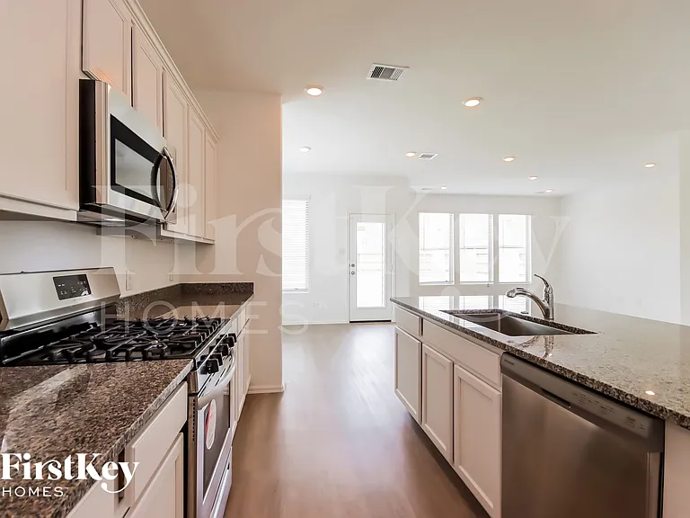 23709 Pagliano Ct — Photo 6