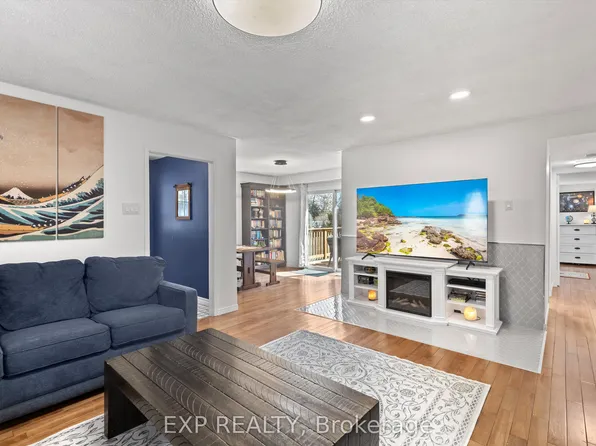 34 Connor Dr, Whitchurch Stouffville, ON L4A 2Z1