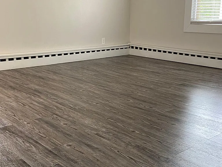 689 Lowry Ave NE #1A — Photo 19