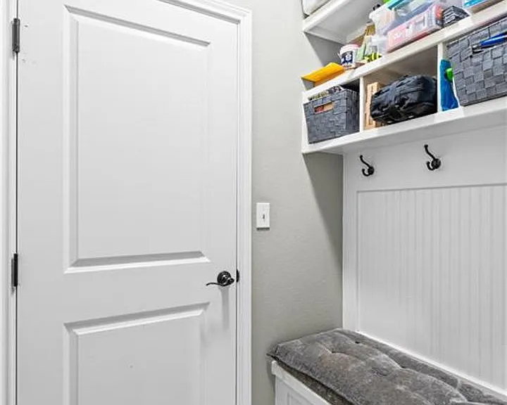 8130 Osprey St — Photo 2