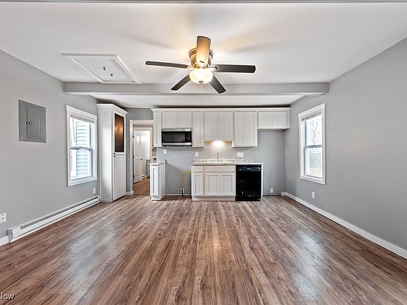 4th image of 782 Grantwood Ave