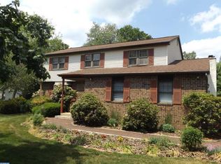 37 Maple Ln, Doylestown, PA 18901