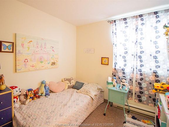 5th image of 130 Park Ave E #404