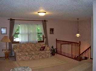 6788 NW McVay Dr, Des Moines, IA 50313