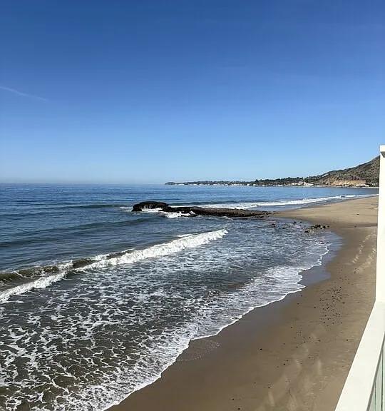 25216 1/2 Malibu Rd — Photo 1