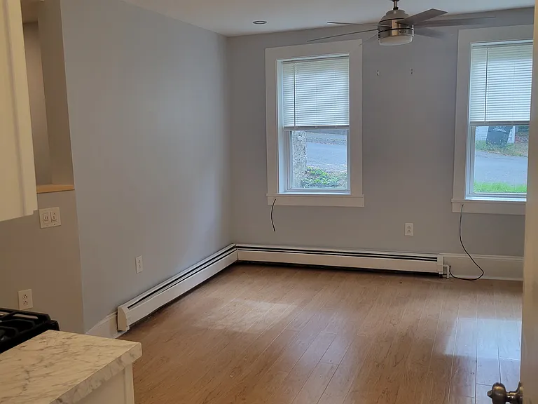 5-63 South St — Photo 7