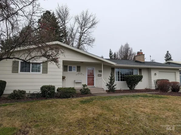 1129 E 7th St, Moscow, ID 83843