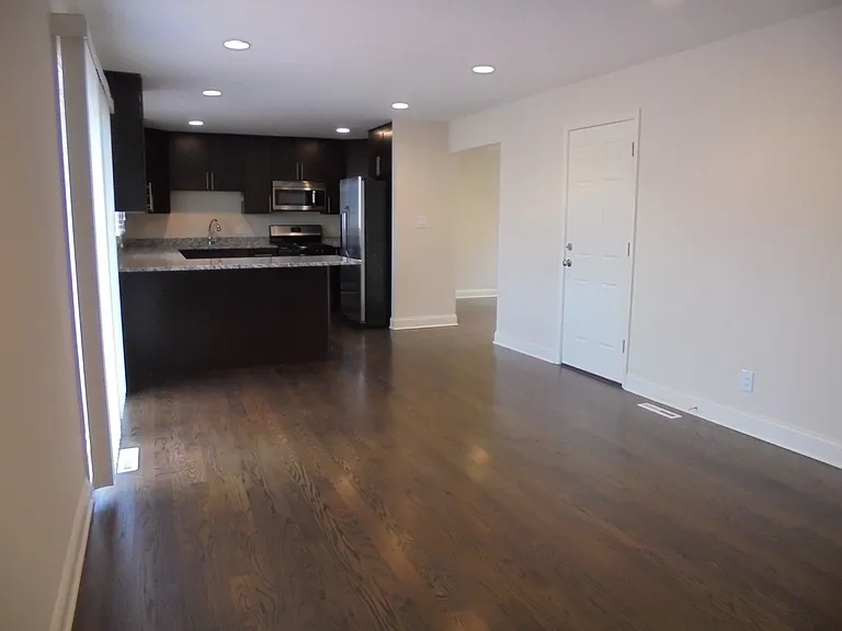 66 Barrow Dr — Photo 13