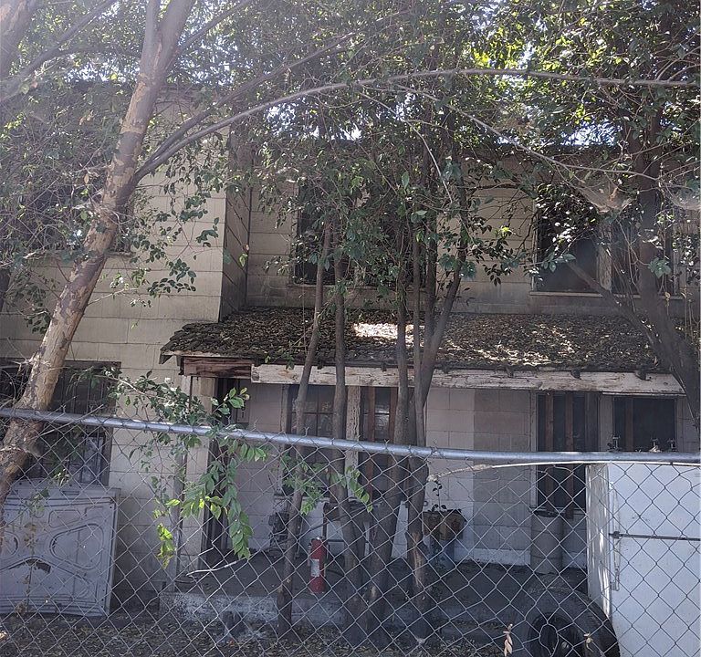 1st image of 575 W 9th St