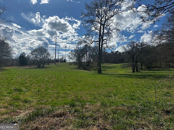 3rd image of 80 Potash Rd