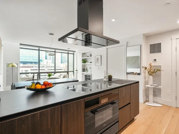 45 Province St APT 905, Boston, MA 02108