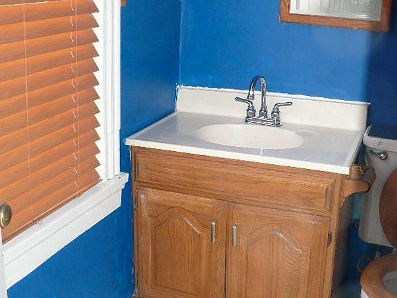 bathroom is now light gray