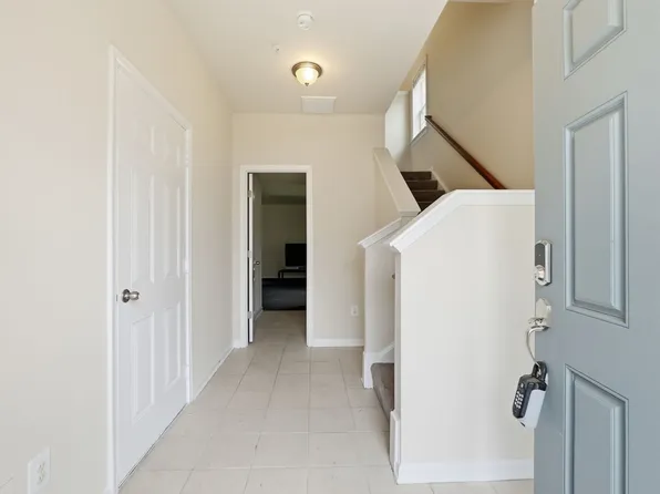 4827 Forest Pines Dr, Upper Marlboro, MD 20772