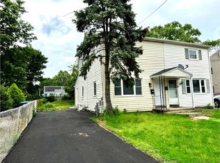 179 McGrath Ct, Stratford, CT 06615