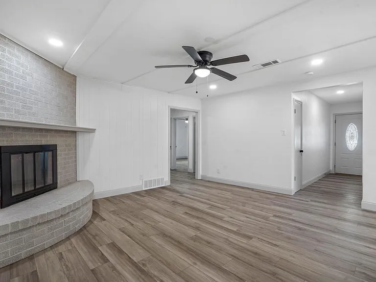514 Canyon Ridge Dr — Photo 8