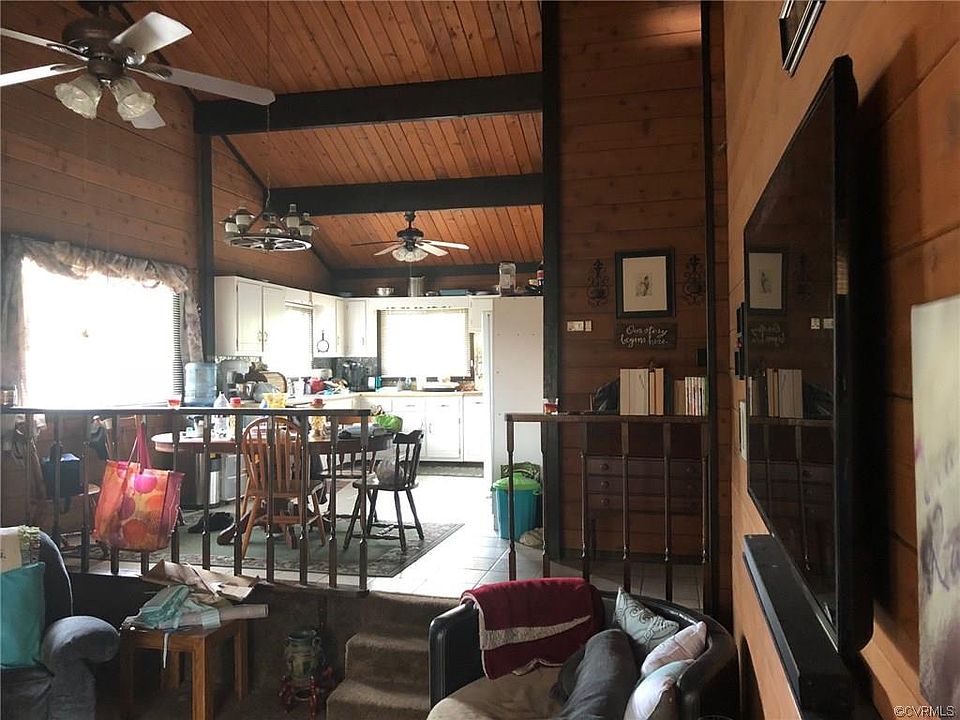 2nd image of 3711 Libby Ave