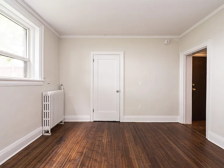 1 Claude Ave #50069A-105 — Photo 4