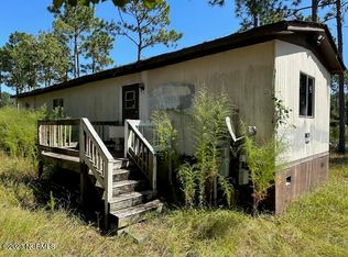 156 Elm St, Southport, NC 28461