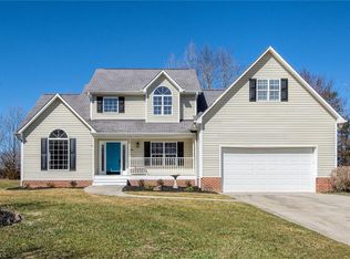 215 Shady Grove Ln, Advance, NC 27006