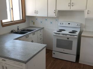 5 Cleveland St #3, Enderlin, ND 58027