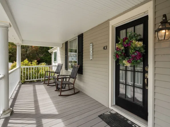 43 Smiths Ln, Kingston, MA 02364