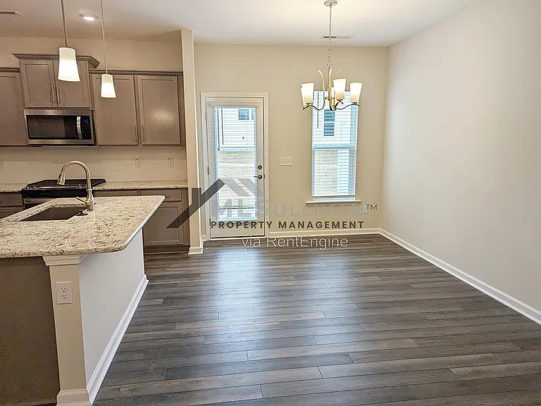 1527 Smoky Mountains St #1 — Photo 6