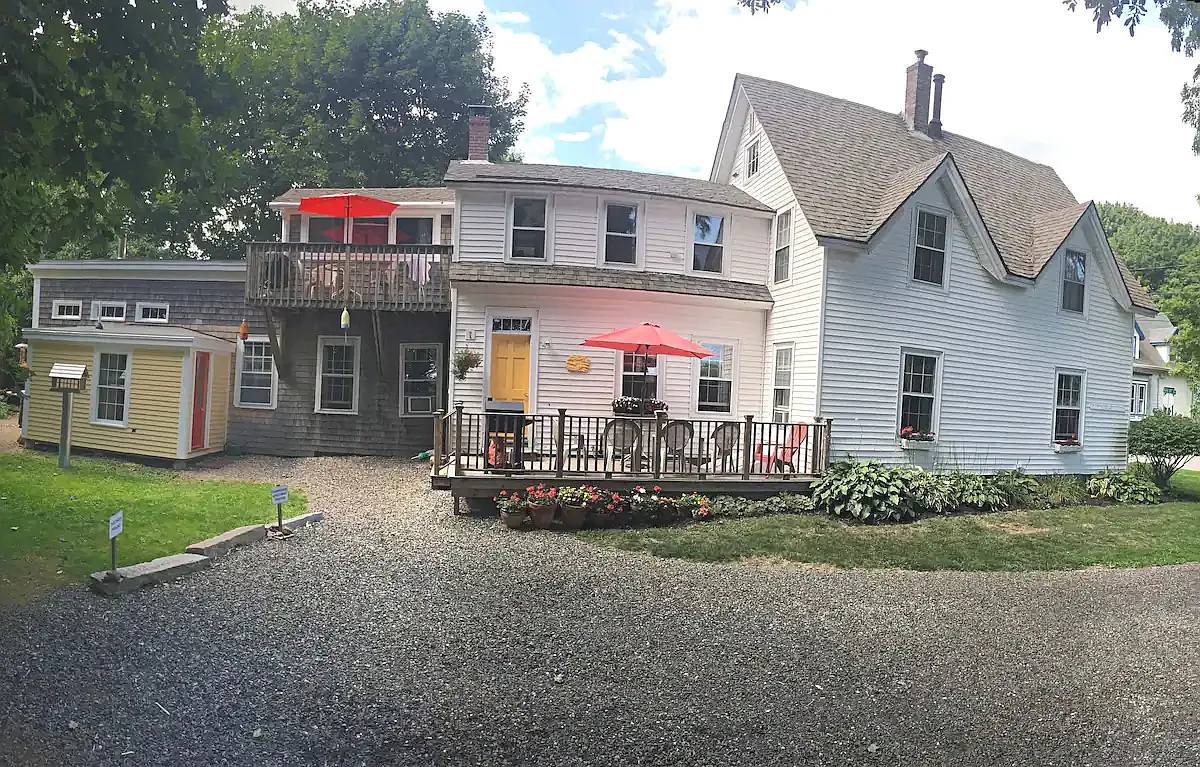 2 bed, 1100 sqft, $2,300 — Photo 1