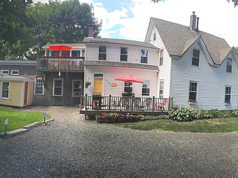 4 Bayview Sq #2