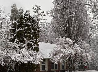 24956 Glen Orchard Dr, Farmington Hills, MI 48336