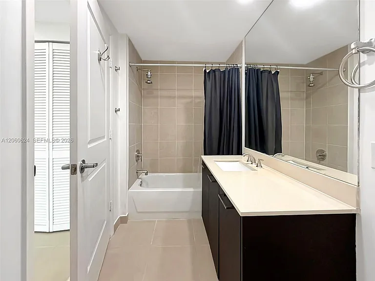 333 NE 24th St #1403 — Photo 14