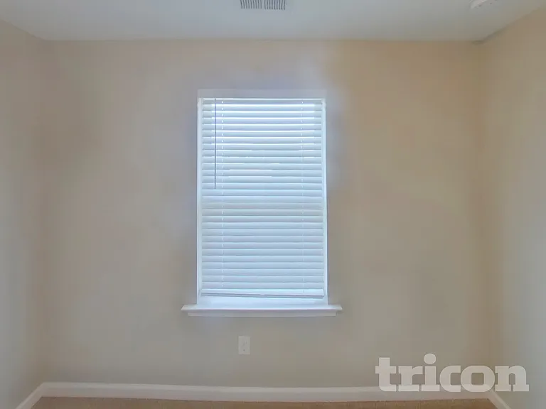 3706 Burdette Way — Photo 10