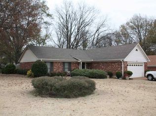 320 Fletcher Hollow Rd, Collierville, TN 38017