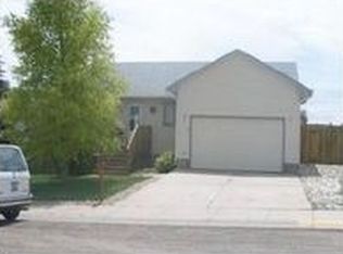2120 Nighthawk Dr, Laramie, WY 82072