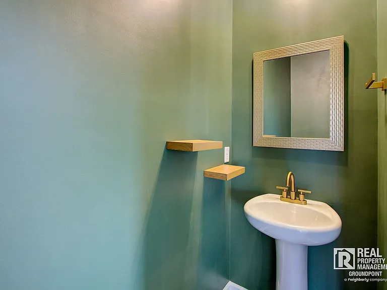 298 Watersglen Dr — Photo 12
