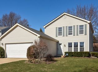 1412 Caren Ct, Buffalo Grove, IL