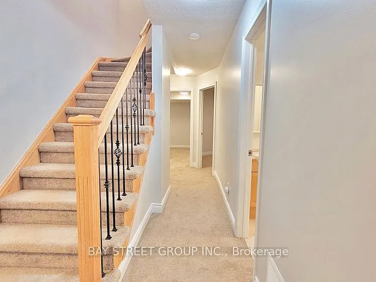 70 Byng Ave #32 — Photo 7