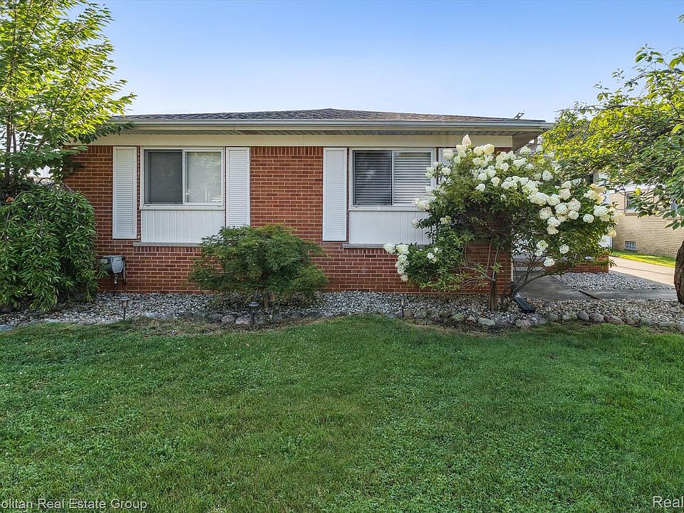 1st image of 4628 Hillcrest Ave
