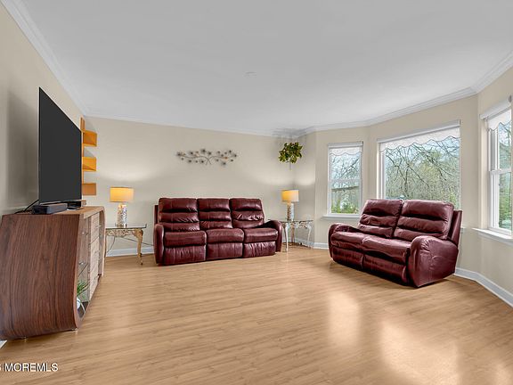 4th image of 18 Coral Drive