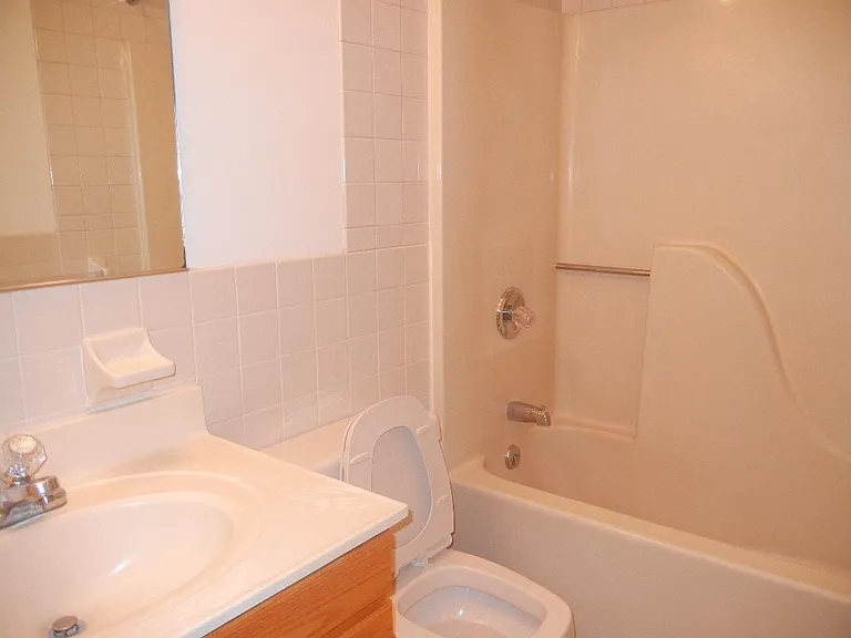125 Barnum St #12 — Photo 6