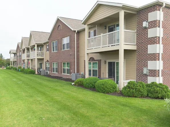 W162S7013 Olive CIRCLE, Muskego, WI 53150