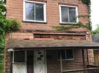 495 Ewing St, Meadow Lands, PA 15301